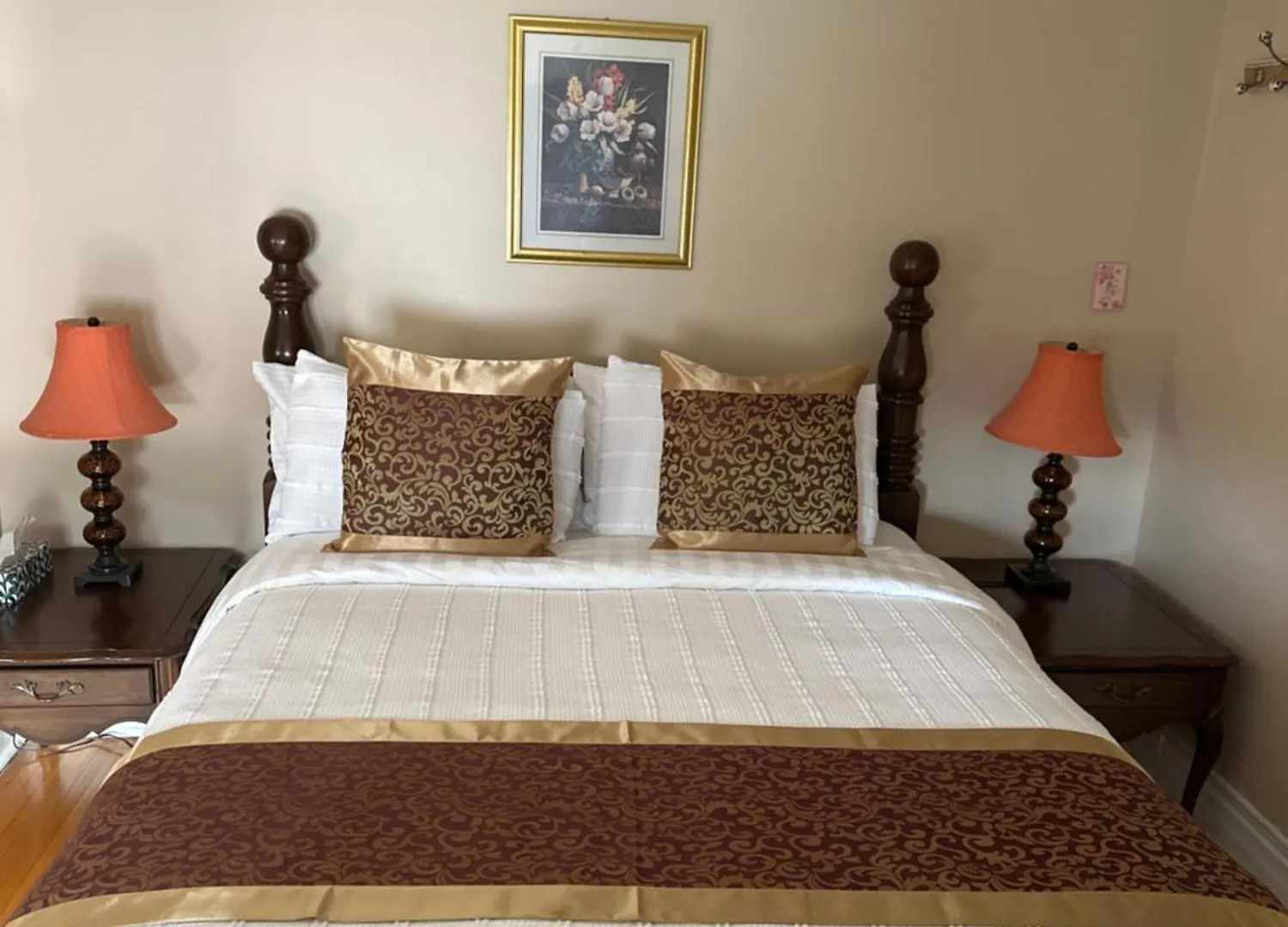 Bed & Breakfast Blue Gables Bed And Breakfast Niagara Falls