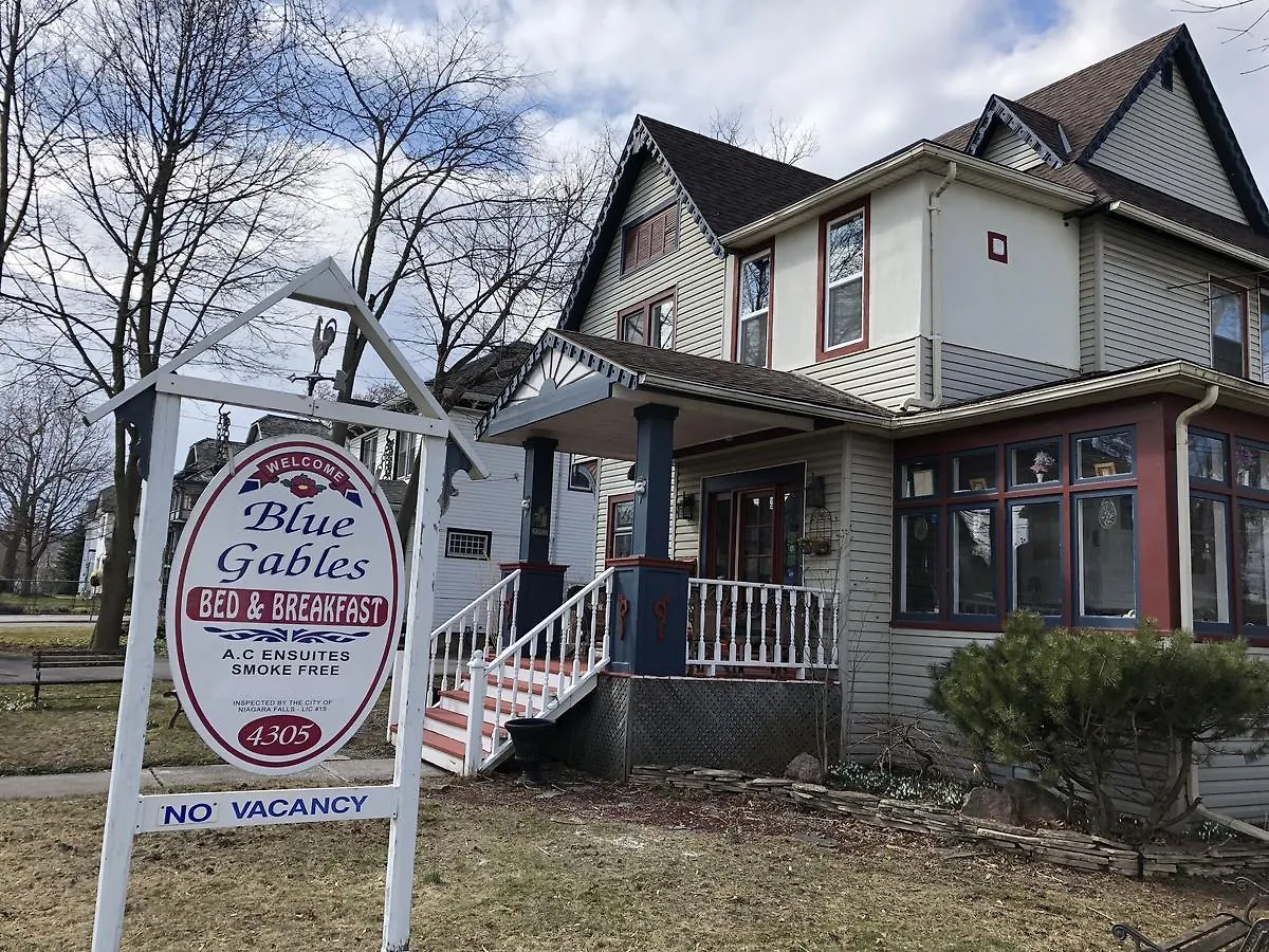 Bed & Breakfast Blue Gables Bed And Breakfast Niagara Falls