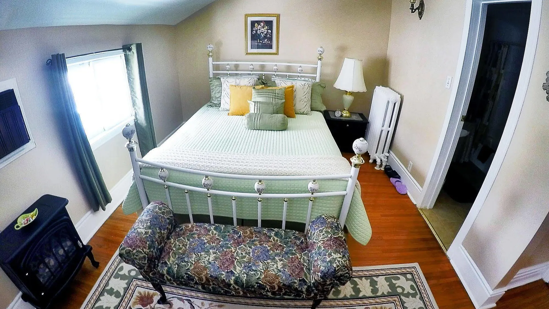 Bed & Breakfast Blue Gables Bed And Breakfast Niagara Falls